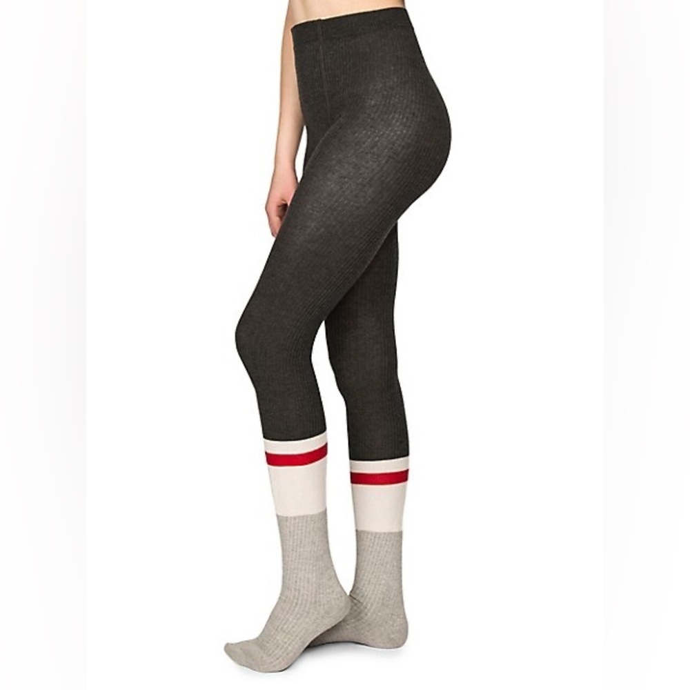 New in package “weekender” tights by McGregor